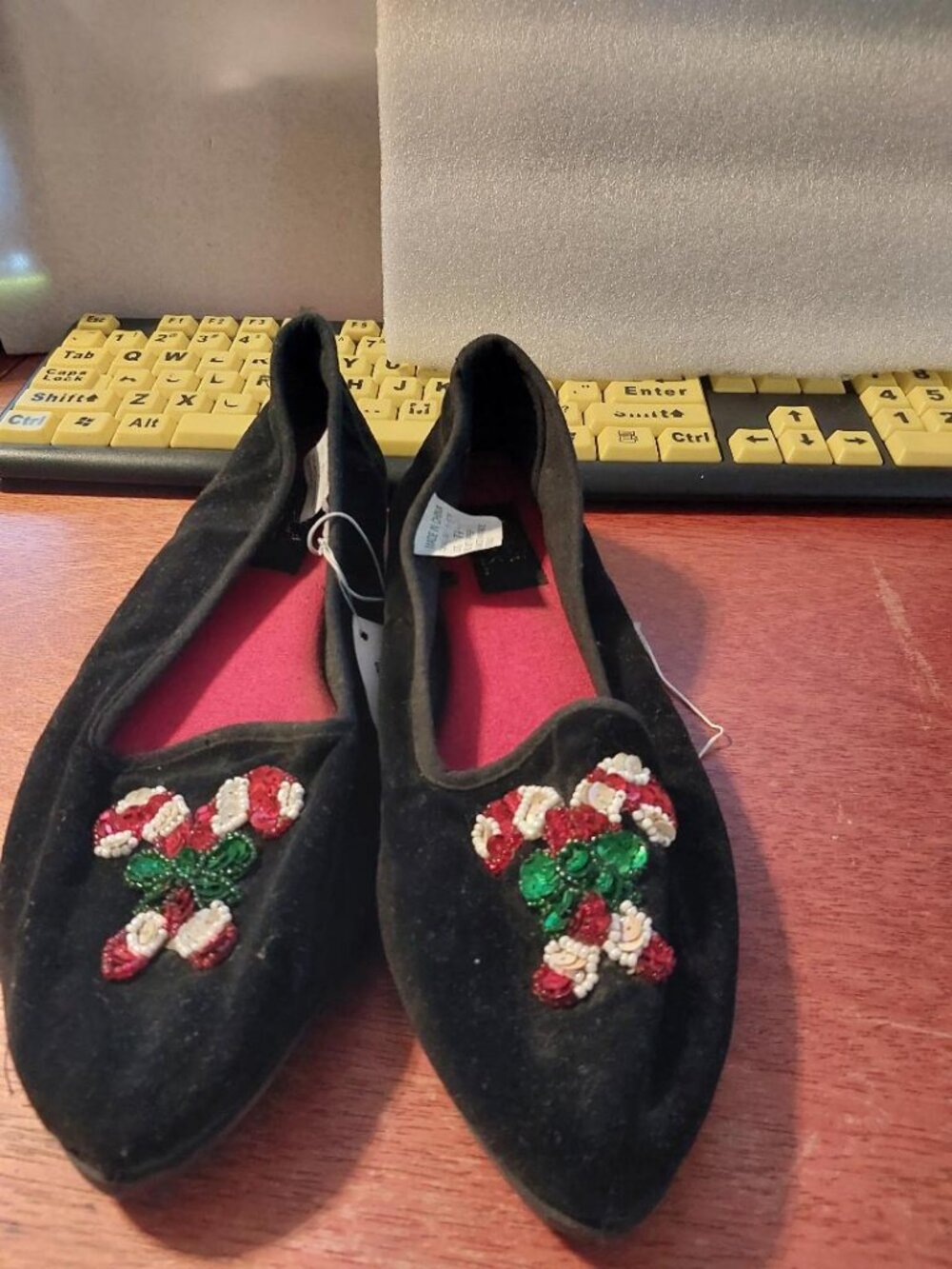NEW TAG ! Vintage Jessica Stevens Velvet Embroidered Christmas Wreth Flats Sz7.5